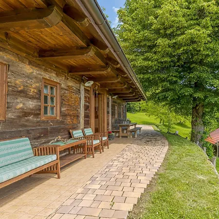 Alpesi faház Old House Knezovo With Lovely View - Happy Sromlje
